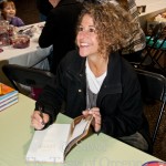 laura-welin-autographs-her-book-grilled-cheese-please-6574